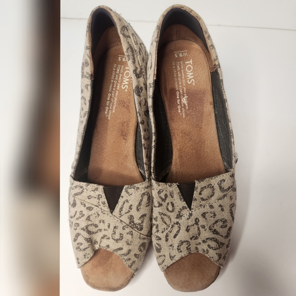 TOMS SHOES Snow Leopard Peep-Toe Wedge Shoes Animal Print - Picture 6 of 7